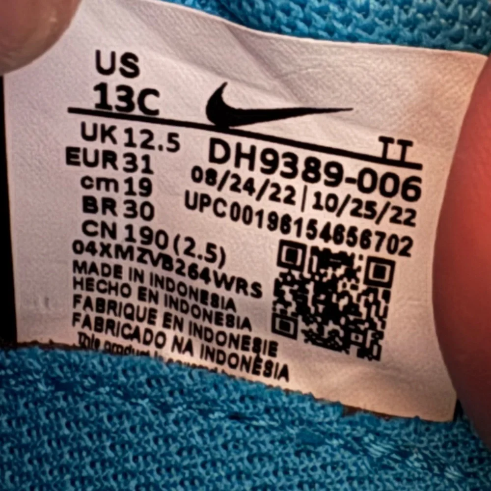 Nike Air Max Motif. Excellent condition. 13c - Picture 2 of 5